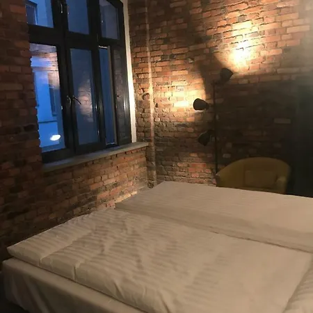 Hotel apartamentowy Stawowa 13 *